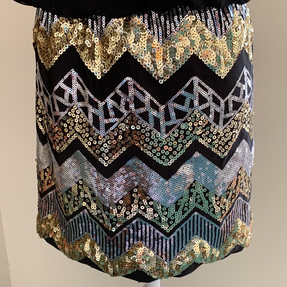 Stylish Chevron Pattern Sequin Bottom Mini Party … - image 3